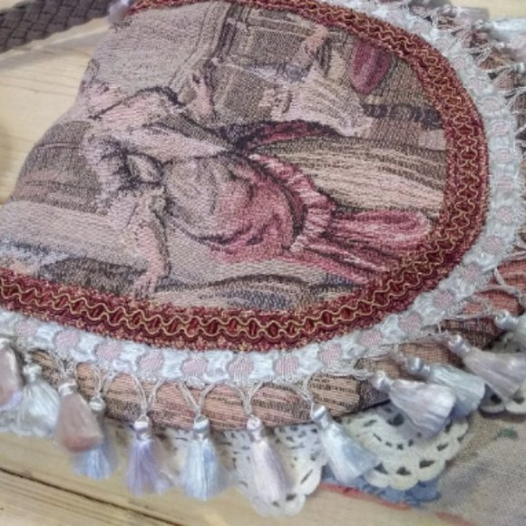 NEW HAND SEWN ARTISAN UPCYCLED REPURPOSED VINTAGE LACE MARIE ANTIONETTE PURSE - Picture 6 of 8